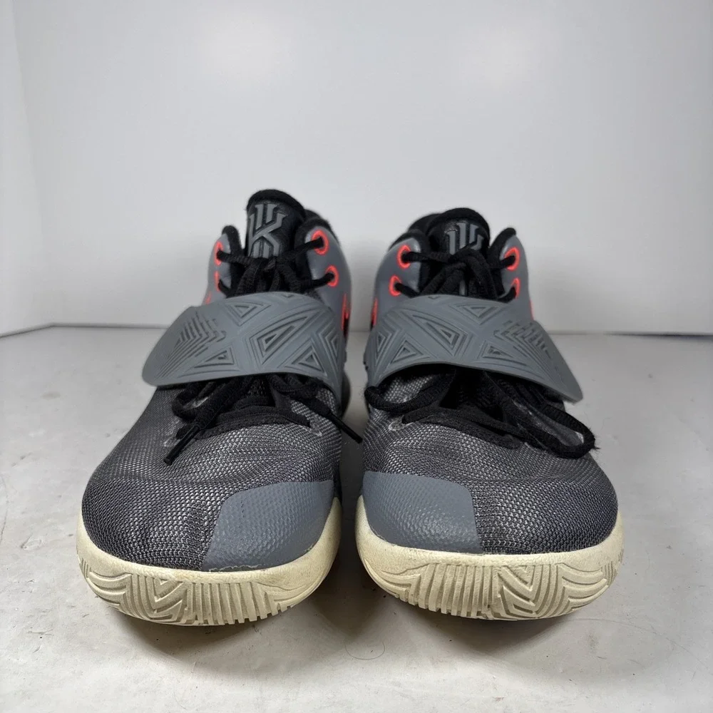 Size 11 Nike‎ Kyrie Flytrap III Cool Grey Sneakers BQ3060-010